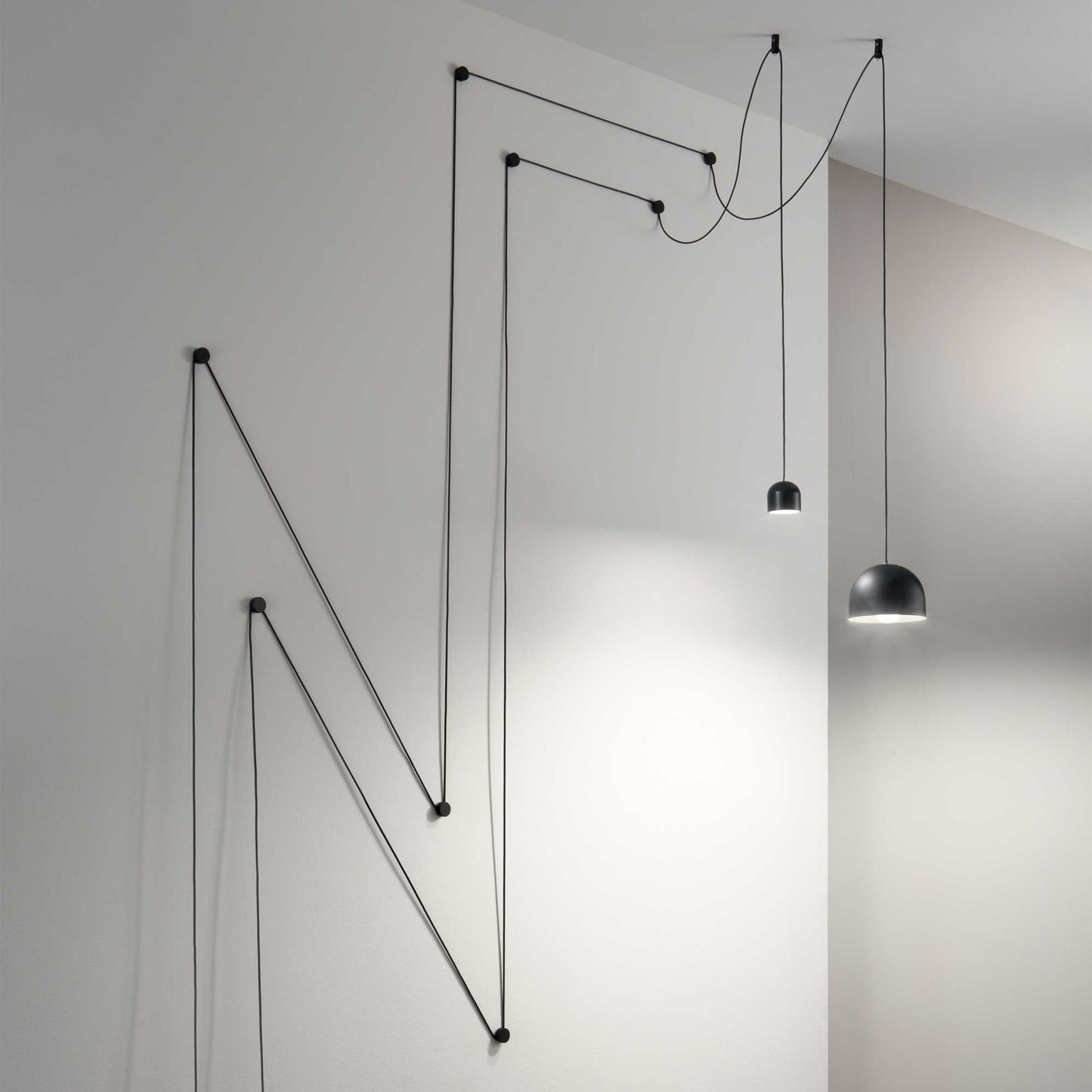 Lampadario a Sospensione TALL SP1 Nera Interno Bianco E27 – Ideal Lux 196787