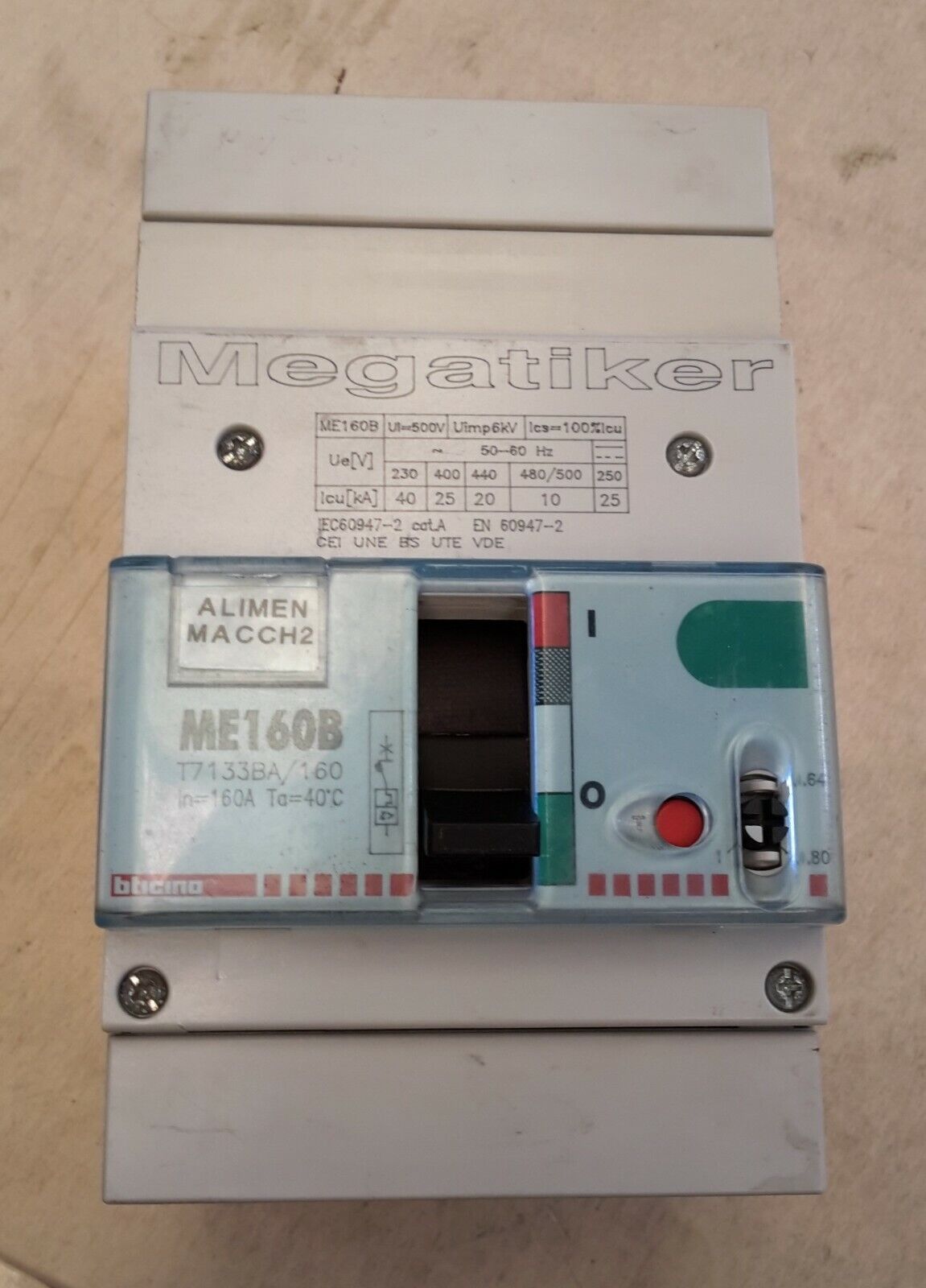 Bticino - Interruptor magnetotérmico 160A - ME160B (T7133BA/160)